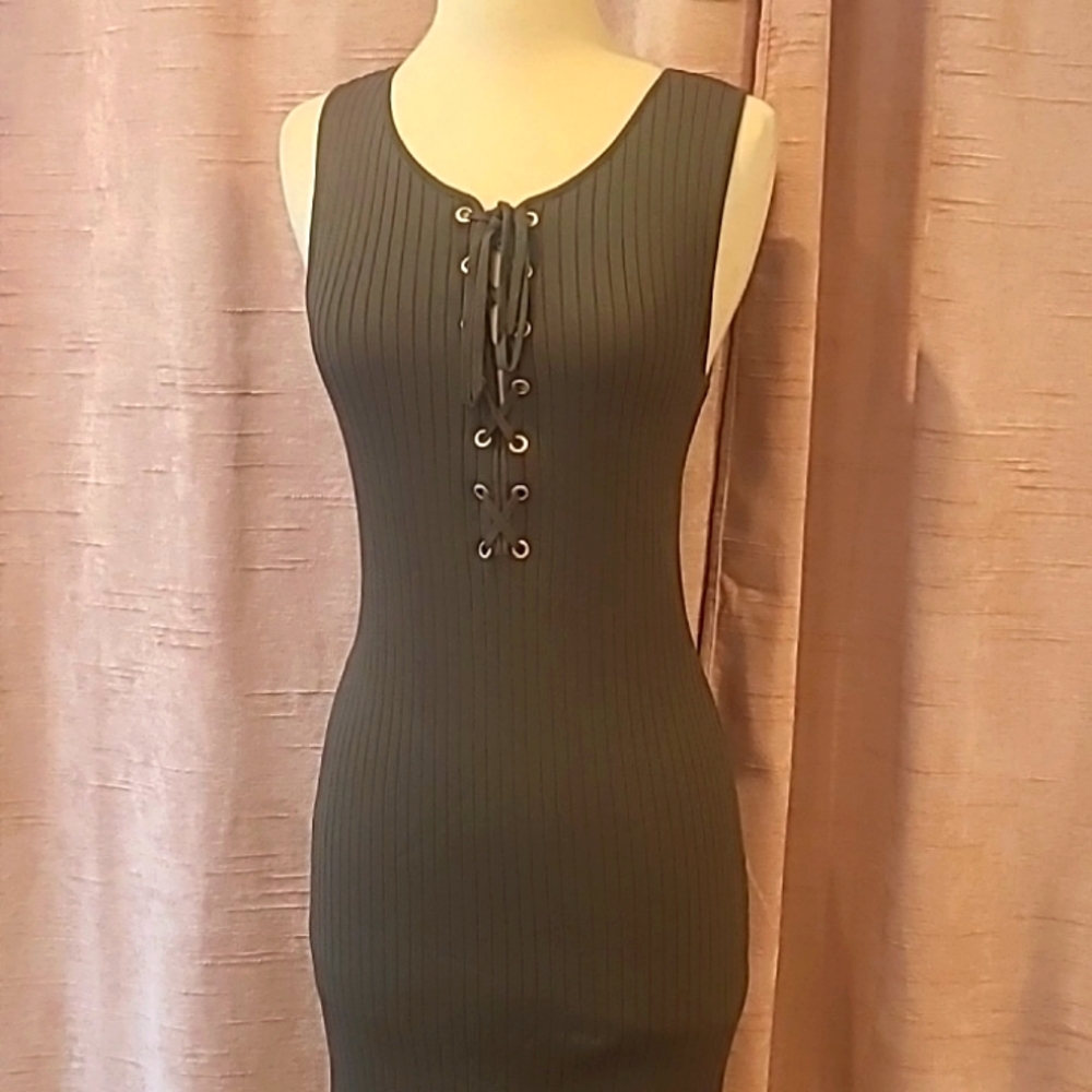 7th Avenue New York & Co. Design Studio green midi dress sleeveless szS